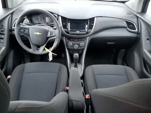 KL7CJNSM9NB547946 2022 CHEVROLET TRAX - Image 8