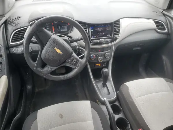KL7CJNSMXMB366966 2021 CHEVROLET TRAX - Image 8