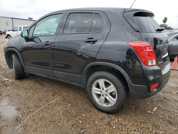 KL7CJNSMXMB374274 2021 CHEVROLET TRAX - Image 2