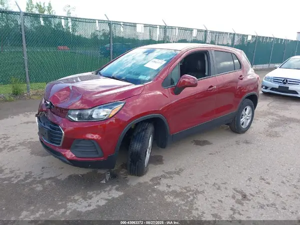 KL7CJNSMXNB514051 2022 CHEVROLET TRAX - Image 2