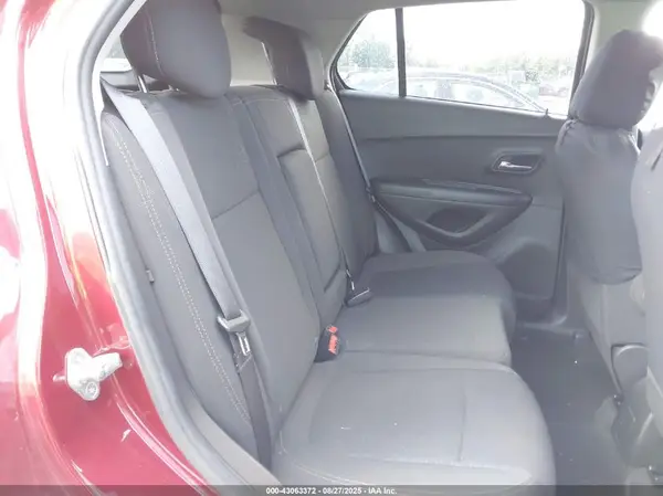 KL7CJNSMXNB514051 2022 CHEVROLET TRAX - Image 8