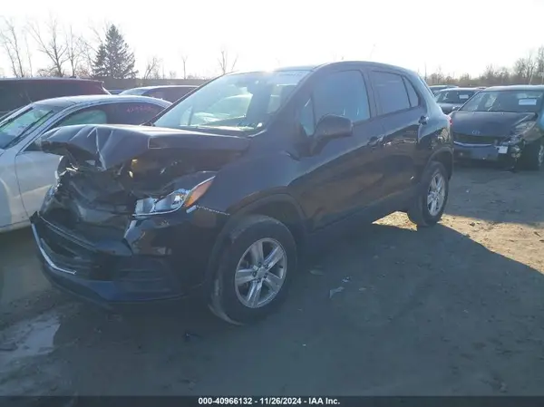 KL7CJNSMXNB517337 2022 CHEVROLET TRAX - Image 2
