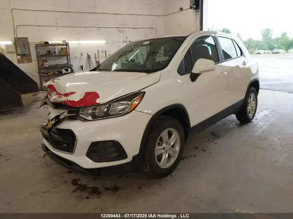KL7CJNSMXNB528788 2022 CHEVROLET TRAX - Image 2