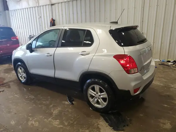 KL7CJNSMXNB545347 2022 CHEVROLET TRAX - Image 2