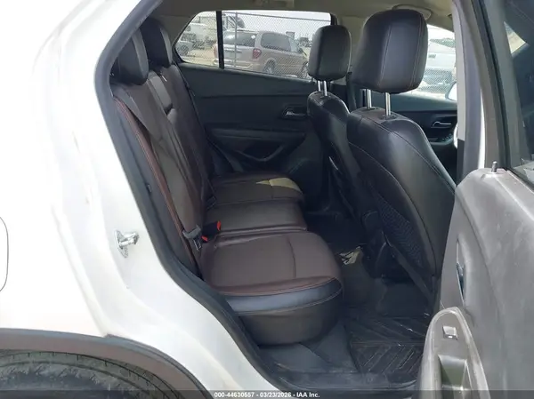 KL7CJPSB0GB533558 2016 CHEVROLET TRAX - Image 8