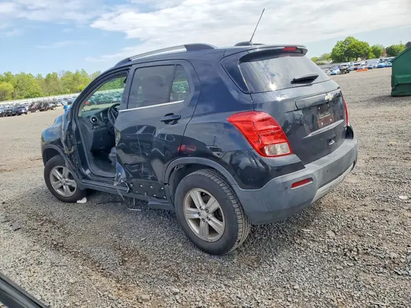 KL7CJPSB0GB601549 2016 CHEVROLET TRAX - Image 2