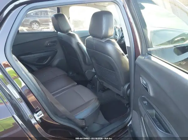 KL7CJPSB0GB604466 2016 CHEVROLET TRAX - Image 8