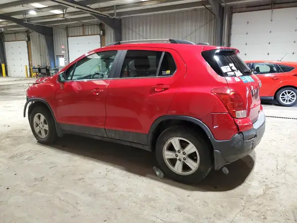 KL7CJPSB0GB606833 2016 CHEVROLET TRAX - Image 2