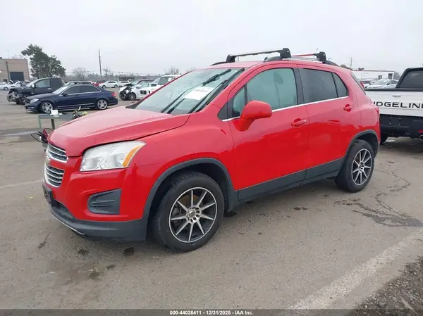 KL7CJPSB0GB623826 2016 CHEVROLET TRAX - Image 2