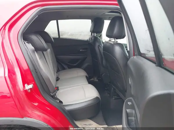 KL7CJPSB0GB623826 2016 CHEVROLET TRAX - Image 8