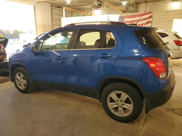 KL7CJPSB0GB630422 2016 CHEVROLET TRAX - Image 2