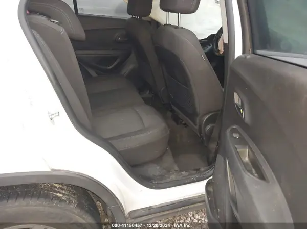 KL7CJPSB0GB660701 2016 CHEVROLET TRAX - Image 8