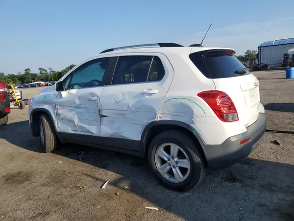 KL7CJPSB0GB758224 2016 CHEVROLET TRAX - Image 2
