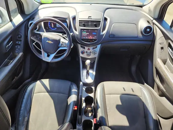 KL7CJPSB0GB761267 2016 CHEVROLET TRAX - Image 8