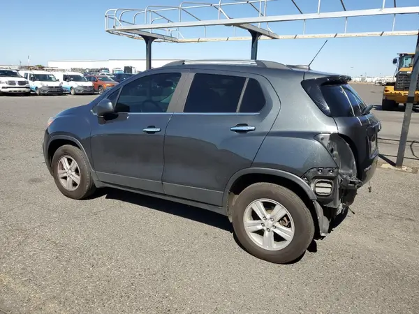 KL7CJPSB0HB103658 2017 CHEVROLET TRAX - Image 2