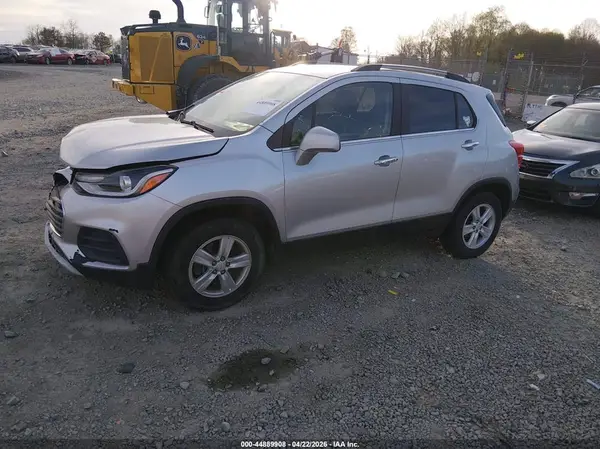 KL7CJPSB0HB104440 2017 CHEVROLET TRAX - Image 2