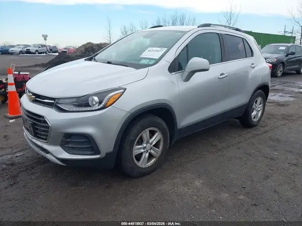 KL7CJPSB0HB111050 2017 CHEVROLET TRAX - Image 2