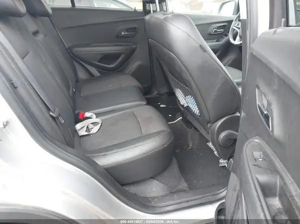 KL7CJPSB0HB111050 2017 CHEVROLET TRAX - Image 8