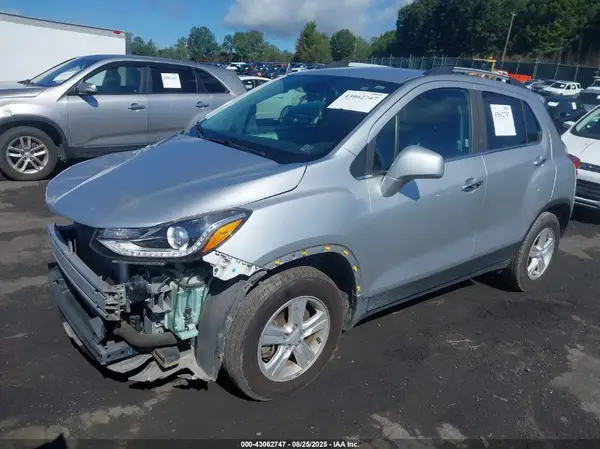 KL7CJPSB0HB206496 2017 CHEVROLET TRAX - Image 2
