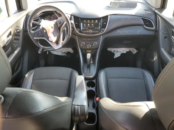 KL7CJPSB0JB592178 2018 CHEVROLET TRAX - Image 8