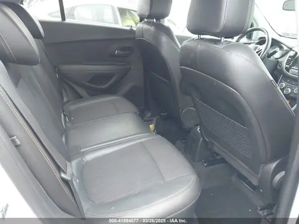 KL7CJPSB0JB650502 2018 CHEVROLET TRAX - Image 8