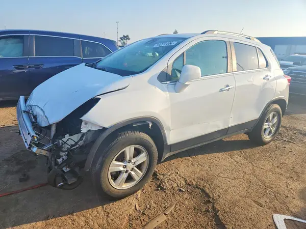 KL7CJPSB0JB671642 2018 CHEVROLET TRAX - Image 1
