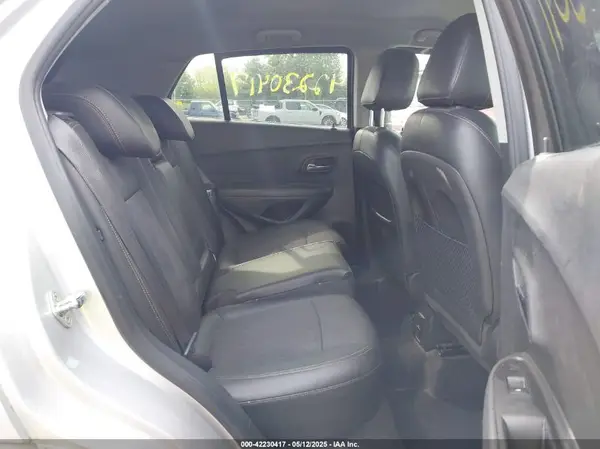 KL7CJPSB0JB688666 2018 CHEVROLET TRAX - Image 8