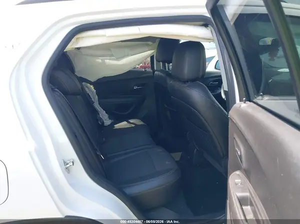KL7CJPSB0JB710973 2018 CHEVROLET TRAX - Image 8