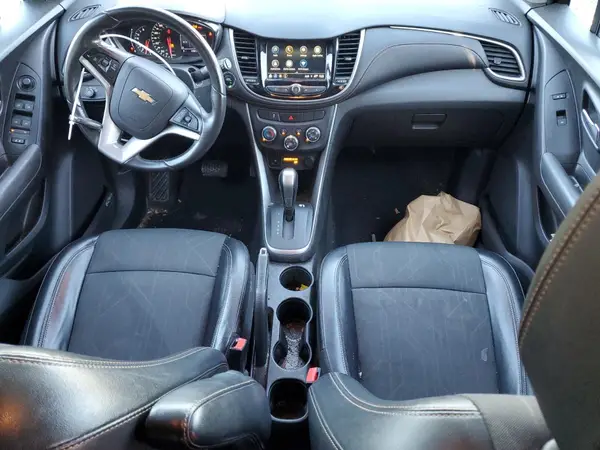KL7CJPSB0JB728759 2018 CHEVROLET TRAX - Image 8
