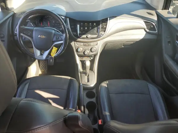 KL7CJPSB0KB776523 2019 CHEVROLET TRAX - Image 8