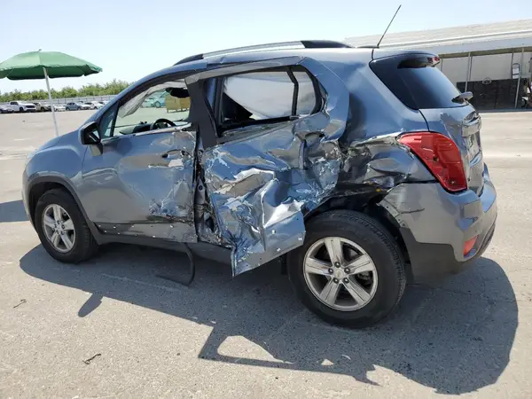 KL7CJPSB0KB823212 2019 CHEVROLET TRAX - Image 2
