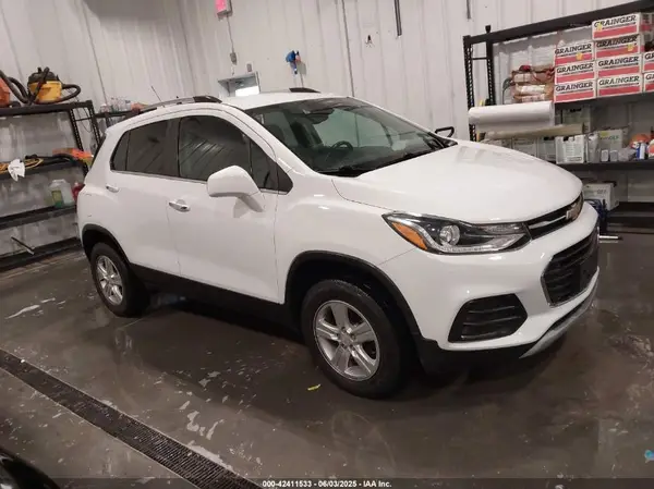 KL7CJPSB0KB823632 2019 CHEVROLET TRAX - Image 1