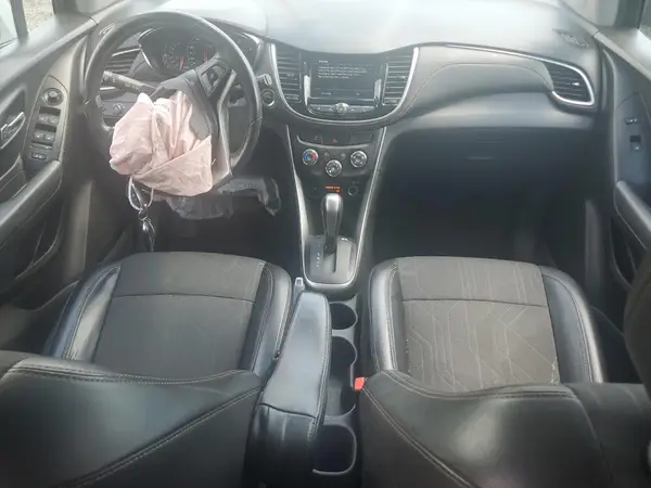 KL7CJPSB0KB827504 2019 CHEVROLET TRAX - Image 8