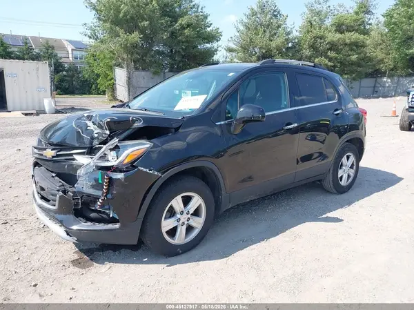 KL7CJPSB0KB834761 2019 CHEVROLET TRAX - Image 2