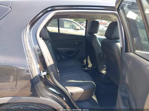 KL7CJPSB0KB834761 2019 CHEVROLET TRAX - Image 8