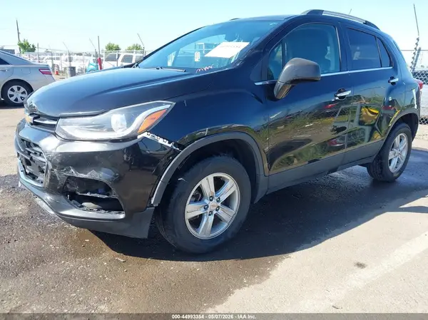 KL7CJPSB0KB851950 2019 CHEVROLET TRAX - Image 2