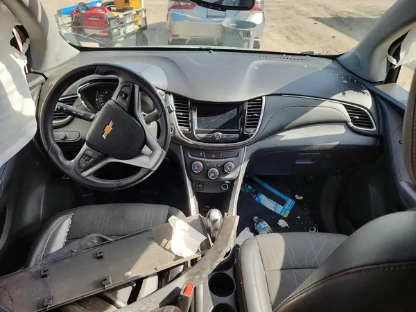 KL7CJPSB0KB868599 2019 CHEVROLET TRAX - Image 8