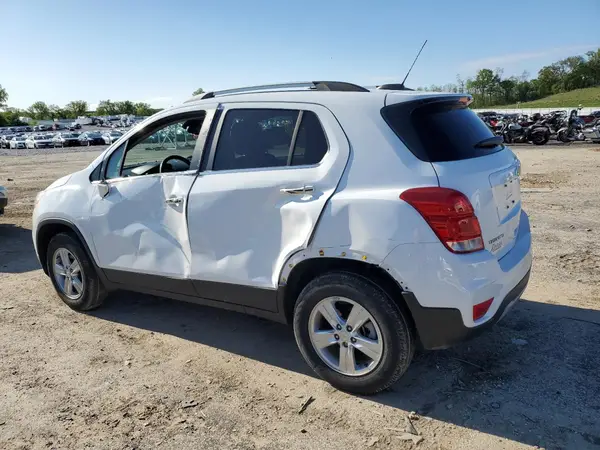 KL7CJPSB0KB870434 2019 CHEVROLET TRAX - Image 2
