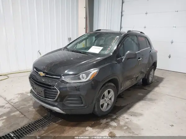 KL7CJPSB0KB870935 2019 CHEVROLET TRAX - Image 2