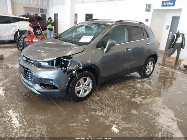 KL7CJPSB0KB899707 2019 CHEVROLET TRAX - Image 2