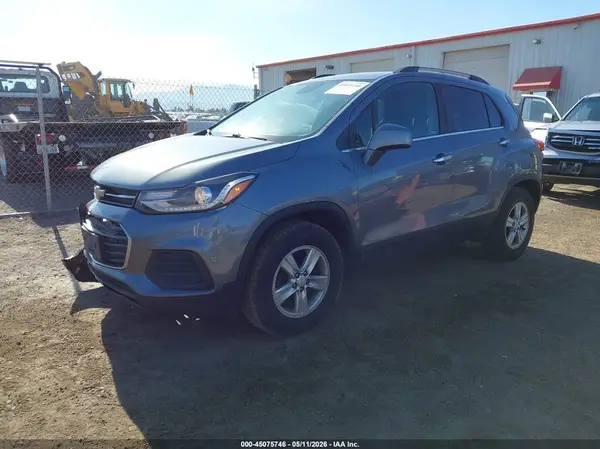 KL7CJPSB0KB904615 2019 CHEVROLET TRAX - Image 2