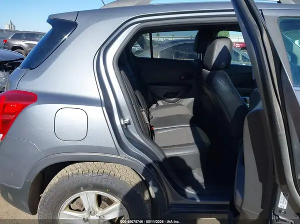 KL7CJPSB0KB904615 2019 CHEVROLET TRAX - Image 8