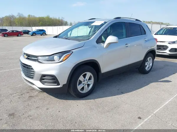 KL7CJPSB0KB927196 2019 CHEVROLET TRAX - Image 2