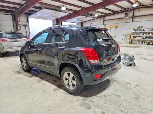 KL7CJPSB0KB938358 2019 CHEVROLET TRAX - Image 2