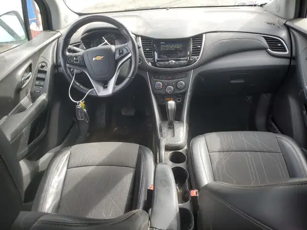 KL7CJPSB0KB945584 2019 CHEVROLET TRAX - Image 8