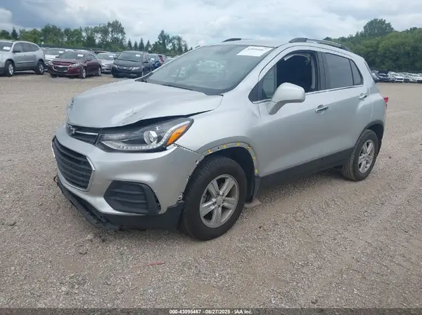 KL7CJPSB0KB952986 2019 CHEVROLET TRAX - Image 2