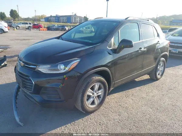 KL7CJPSB0KB956469 2019 CHEVROLET TRAX - Image 2