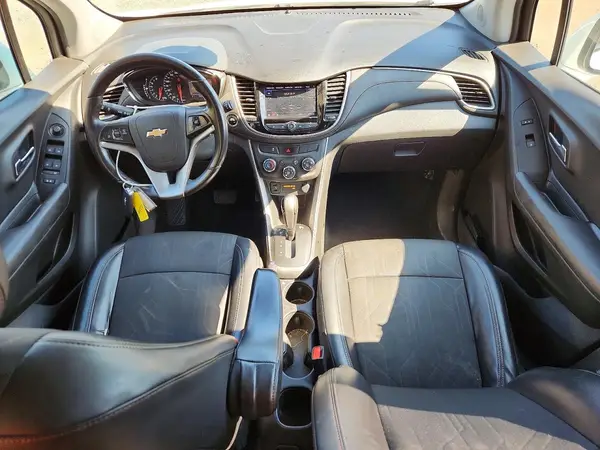 KL7CJPSB0LB000958 2020 CHEVROLET TRAX - Image 8