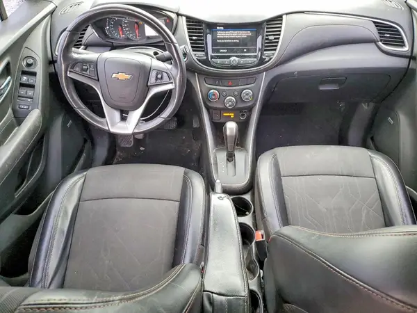 KL7CJPSB0LB046015 2020 CHEVROLET TRAX - Image 8