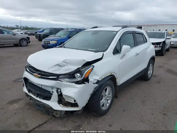 KL7CJPSB0LB065485 2020 CHEVROLET TRAX - Image 2